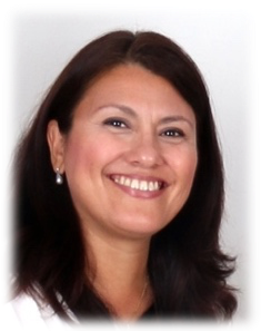 Clara María<br>Ruiz